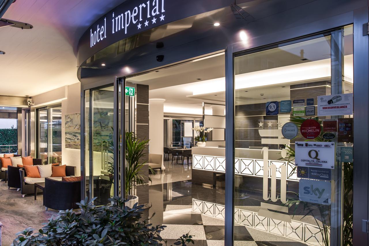 Hotel Imperial Сан-Бенедетто-дель-Тронто Екстер'єр фото